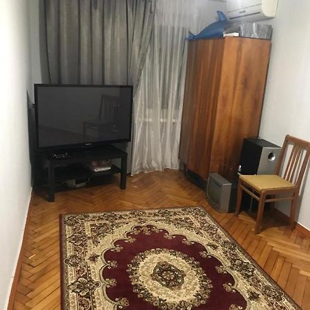 У Елены Sukhumi Exteriör bild