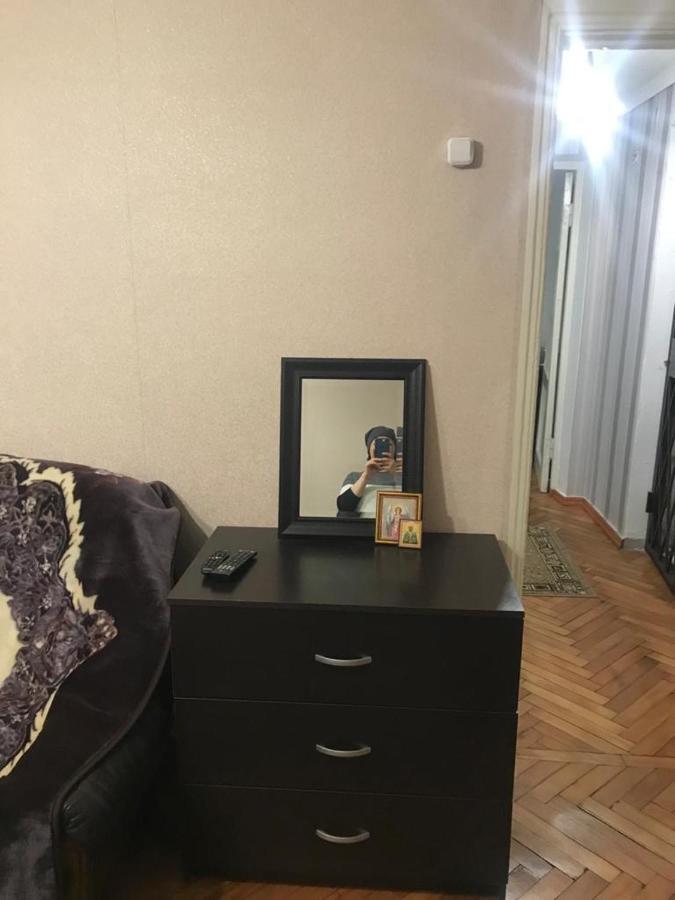 У Елены Sukhumi Exteriör bild